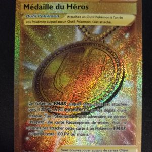 Médaille Du Héros 201/185 Voltage Éclatant