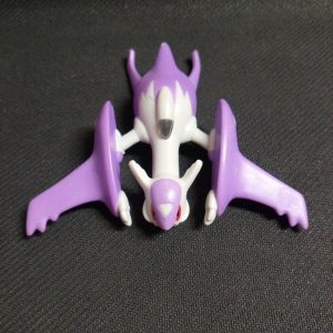 Figurine Pokémon Latias Macdonald